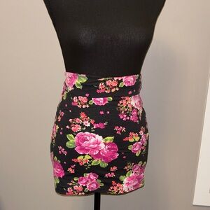 Forever21 Floral mini Skirt small